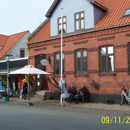 Oasen Ved Centrum 1 Sal. Apartment