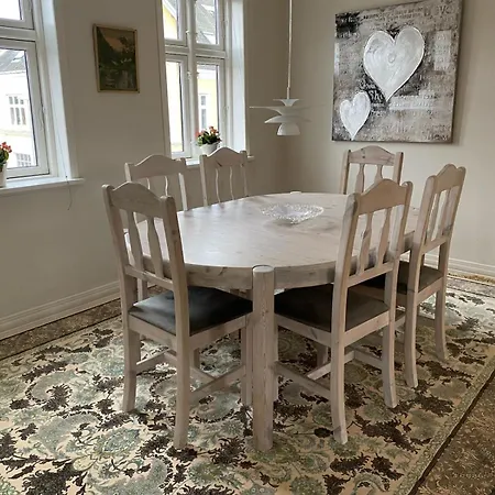 Apartment Oasen Ved Centrum 1 Sal. *
